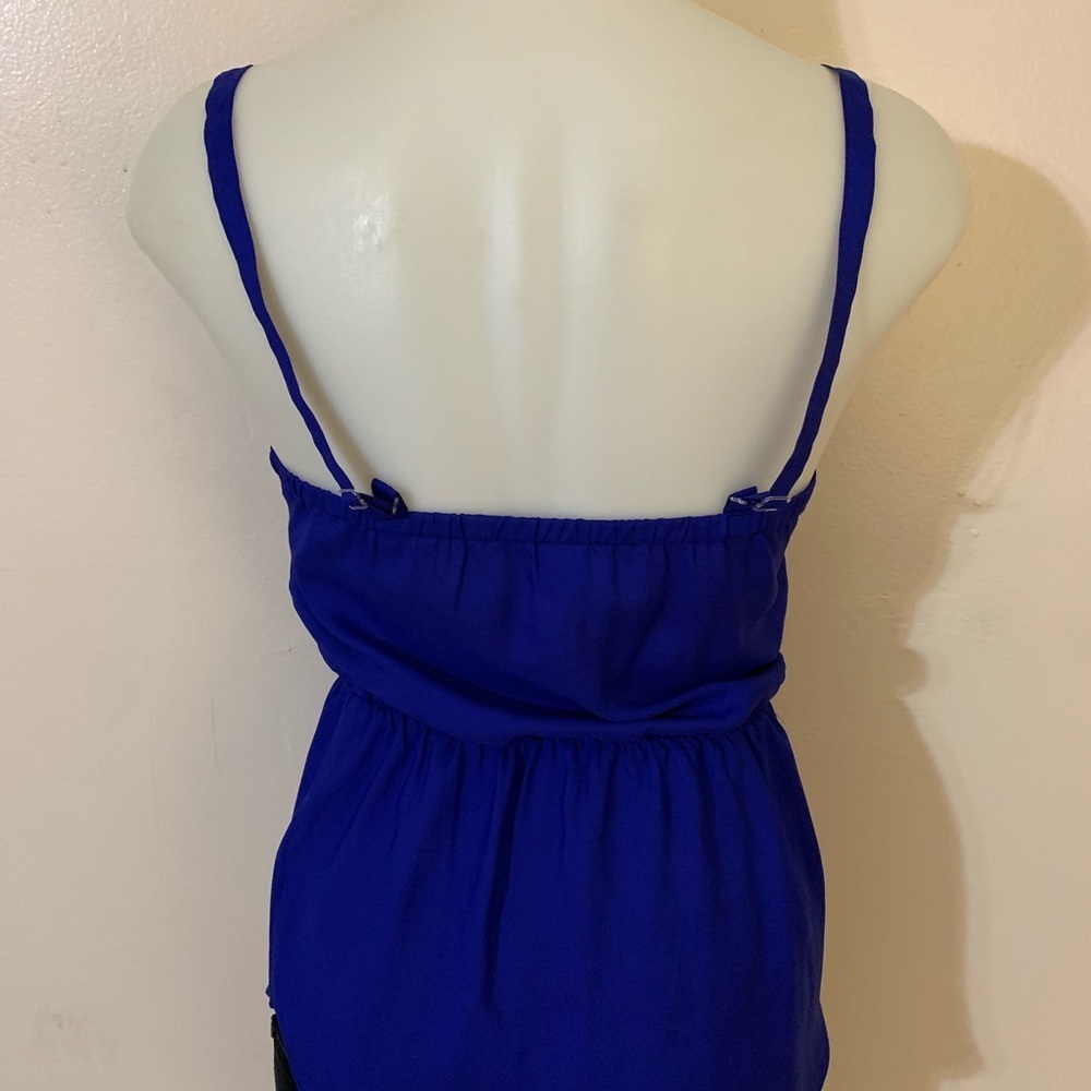 A New York Blue Ruffle Blouse - Picture 2 of 4